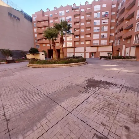 Plaza Del Ayuntamiento Con Parking Pondos Apartment Linares  Exterior photo